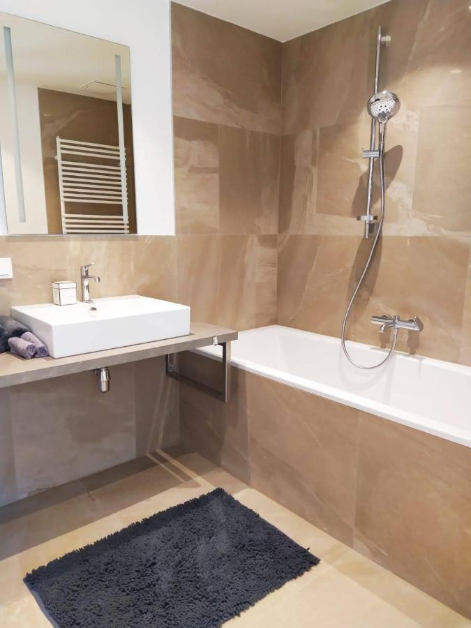 Deluxe Parkapartment Vienna City Center - Free Parking! Exterior photo